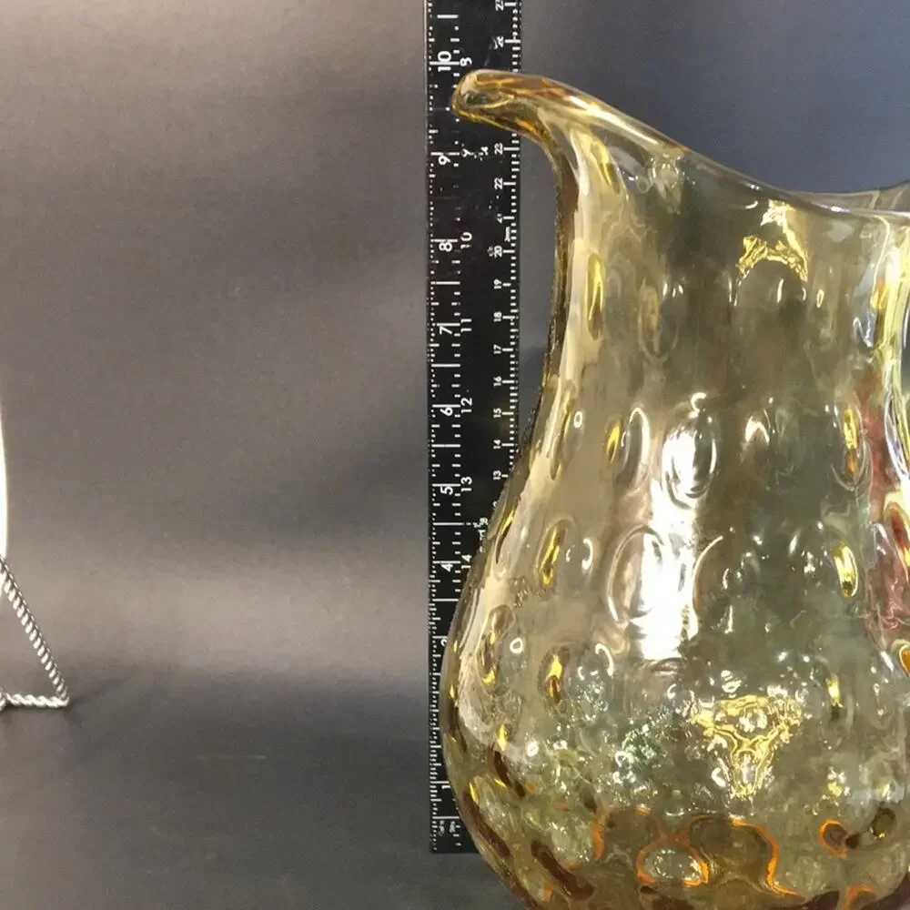 Not branded vintage honey